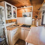 Wooden Zurej With Hot Tub Chalet Bukovje v Babni Gori