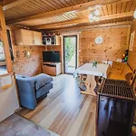 Wooden Zurej With Hot Tub