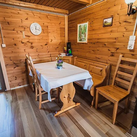 Brvnara Wooden Zurej With Hot Tub *