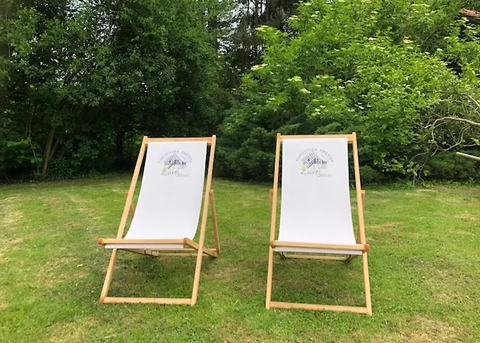 Wooden Zurej With Hot Tub Chalet