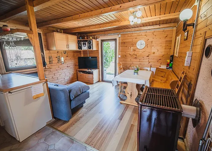 Wooden Zurej With Hot Tub